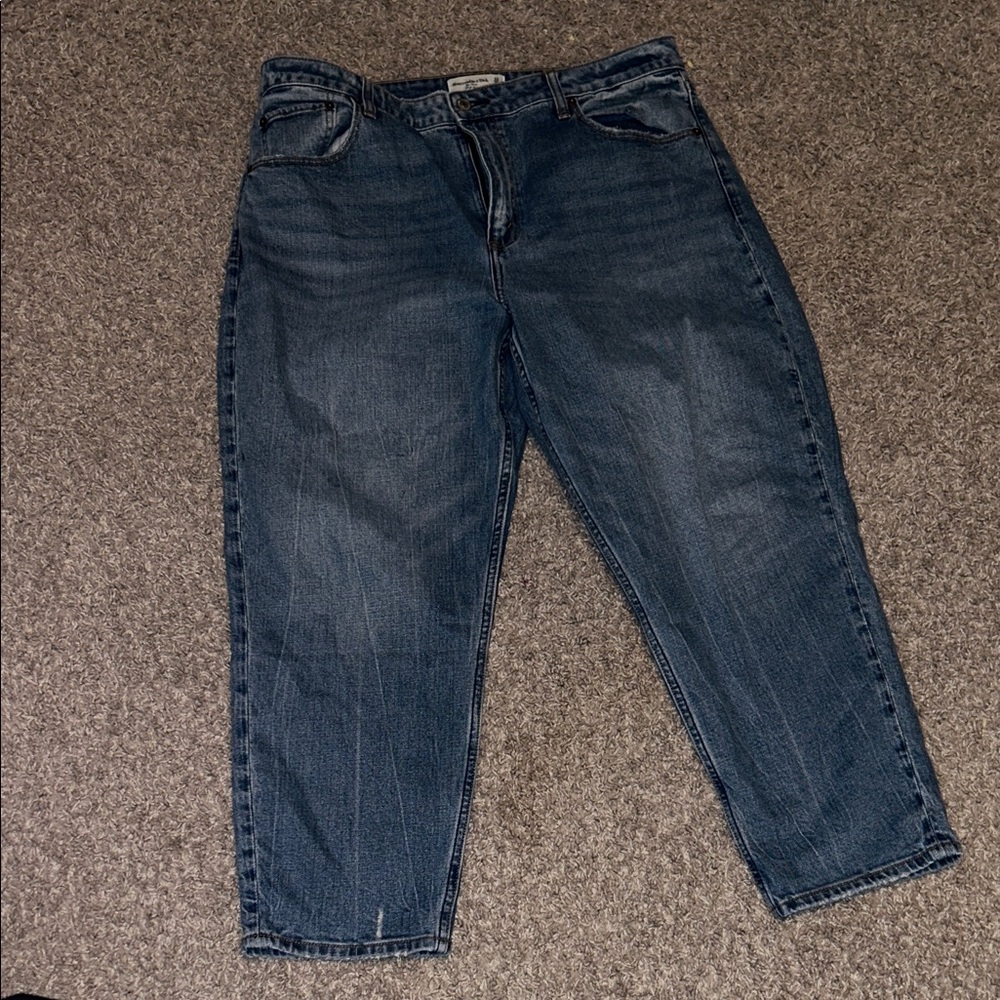 Abercrombie & Fitch Dark Blue Ankle Jeans